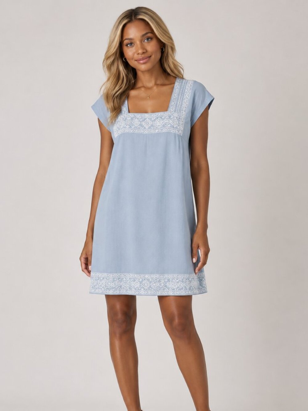 Dylan Calle Embroidered Chambray Shift Dress | Square Neck | Size S